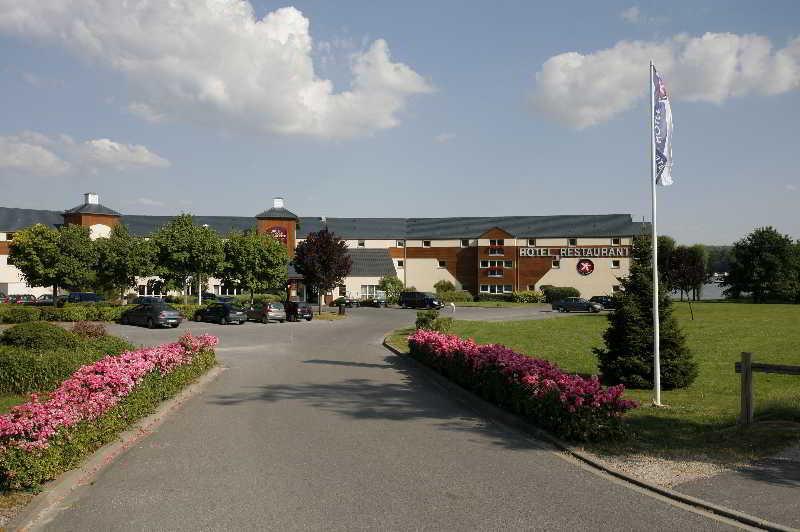 Hotel Du Golf De L'Ailette, The Originals Relais Chamouille Exteriör bild